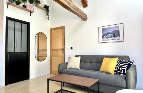 Marly-le-Roi Apartment | Charme ancien, confort moderne