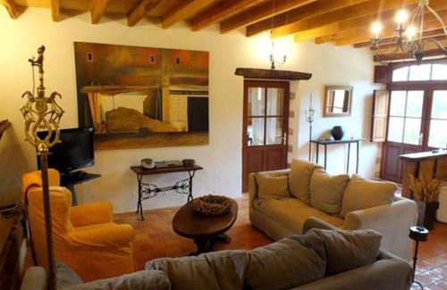Asnieres sur Vegre House | Charme et authenticité : gîte pour 4 pers. en bord de rivière avec jardin enchanteur en Sarthe - FR-1-410-236