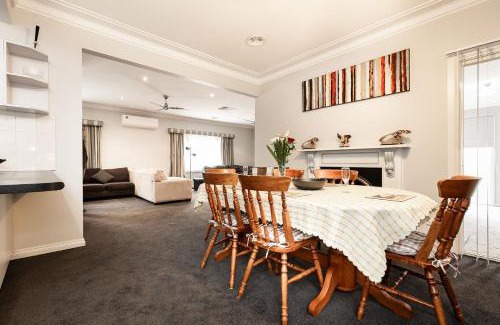 South Albury House | Charmer on Olive