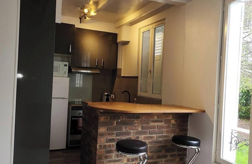 Villeneuve-Saint-Georges Apartment | Charming Apartment