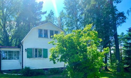 Varmdo House | Charmig stuga av rustik stil i Stockholms område