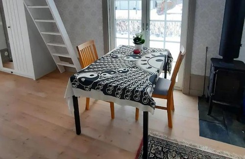 Hudiksvall Apartment | Charmigt hus och mysigt boende!