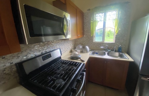 Windsor Castle House | Charming 1-bedroom house with WiFi and AC in gorgeous Windsor Castle
