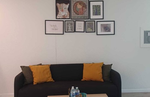 Handley Apartment | Charming 1-bedroom apartment with WiFi and AC in Fort Worth, TX