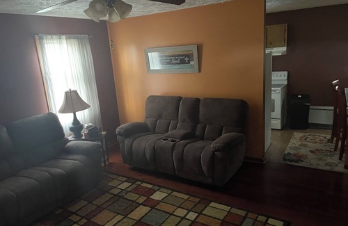 Lumberton Apartment | Charming 1-bedroom apartment in Lumberton with AC