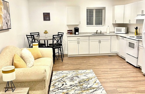 Fords Branch Apartment | Charming 1-Bedroom Apartment in Pikeville with AC, WiFi, Work Desk