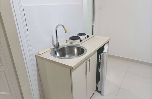 Velji Vinogradi Apartment | Charming 1-bedroom apartment with WiFi and AC in lovely Budva