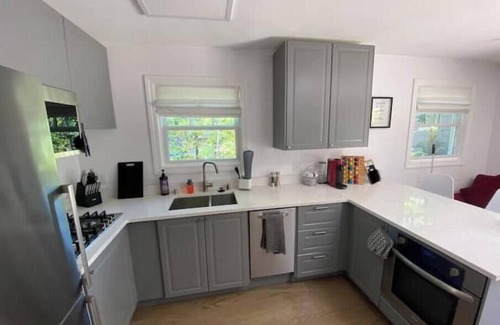 San Carlos Cottage | Charming 1-bedroom cottage with WiFi, AC in tranquil San Carlos