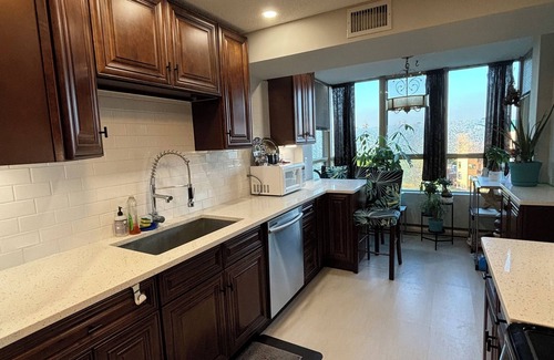 Waterloo Condo | Charming 1 Bedroom Condo