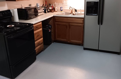 Imperial House | Charming 1-bedroom house in nice Imperial with AC. Attn! Traveling Contractors