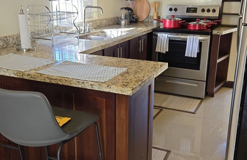 Spring Village House | Charming 1-bedroom house with WiFi, AC in nice Old Harbour