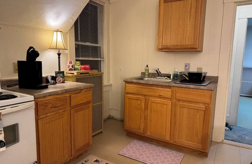 Brattleboro Apartment | Charming 1-bedroom apartment with WiFi, AC in delightful Brattleboro