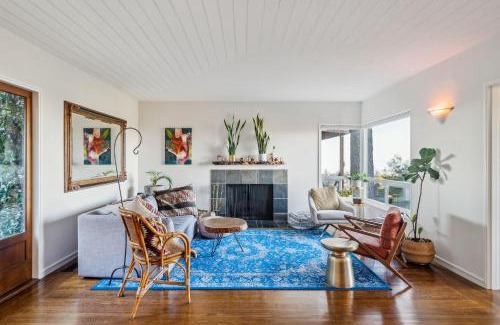 Shepherd Canyon House | Charming 1933 Ridge-Top Home with Stunning Views home
