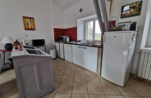 Lavoute-sur-Loire Cottage | Charming 19th-Century Barn in Quiet Village with Nearby Chateau, Historic Sites & Outdoor Activities