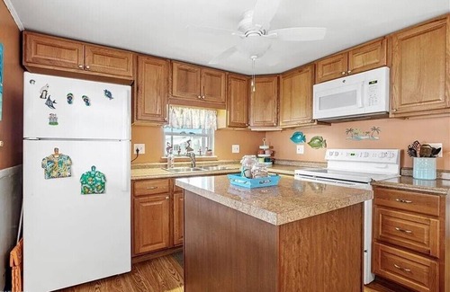 Diplomat Cottage | Charming 2-bedroom, 2-bath cottage with a beach house feel in North Fort Myers