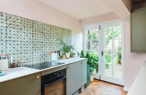 Rye Cottage | Charming 2-bedroom 2-bathroom cottage in central beautiful medieval Rye