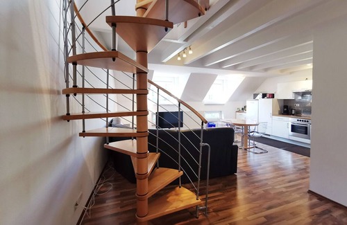 Weststadt Apartment | Charming 2-bedroom apartment with WiFi, AC in Heidelberg