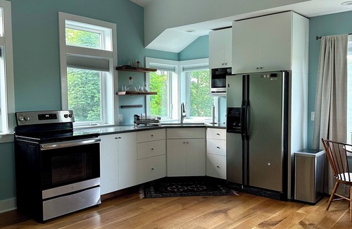 Belle Mead Apartment | Charming 2-bedroom apartment 1770 Farmhouse, 14 mins from Princeton