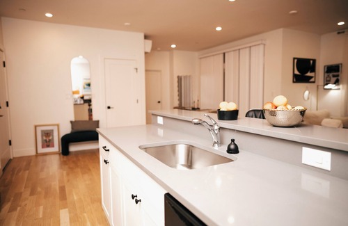 Wakefield Apartment | Charming 2-bedroom apartment in Wakefield with AC,