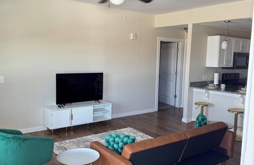 Killeen Apartment | Charming 2-bedroom apartment with fitness room, WiFi in enchanting Killeen