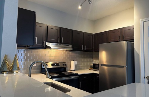 Kennesaw Apartment | Charming 2-Bedroom Apt with WiFi & Fitness Room, Near Truist Park in Metro ATL