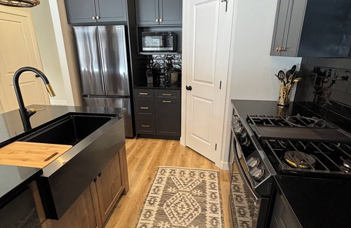 Saskatchewan House | Charming 2-bedroom cottage in Candle Lake
