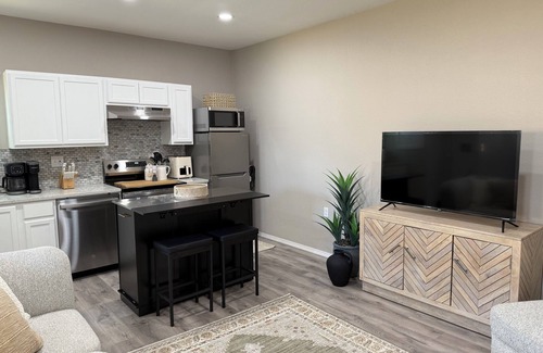Tulsa Cottage | Charming 2-bedroom cottage in Tulsa