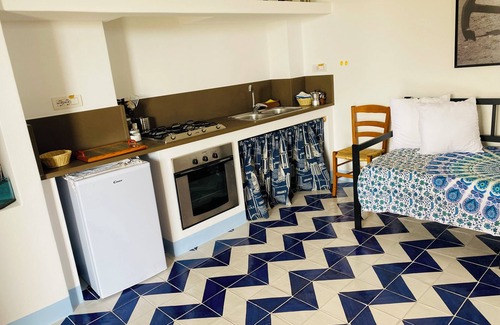 San Vincenzo House | Charming 2-bedroom house in gorgeous Stromboli with AC
