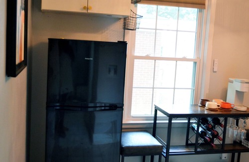 Charlotte House | Charming 2-bedroom house with WiFi & AC near uptown Charlotte
