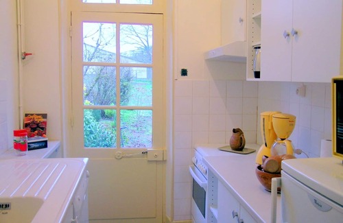 Herisson Cottage | Charming 2-Bedroom House near Medieval Village with Garden, Close to Tronçais Forest