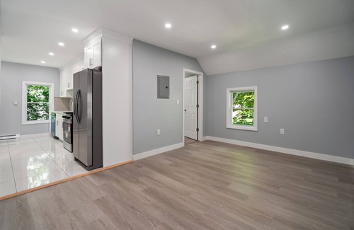 Teaneck House | Charming 2-bedroom house in Teaneck with AC, WiFi. Enjoy your stay