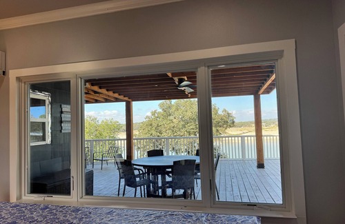 Mico House | Charming 2-bedroom house on Medina Lake