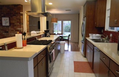 Monterey House | CHARMING 2 BEDROOM MONTEREY HOME NESTLED AMONGST THE TREES 5 MINS FROM THE OCEAN