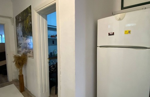 Kusadasi House | Charming 2-bedroom private house with AC, WiFi in Kusadası