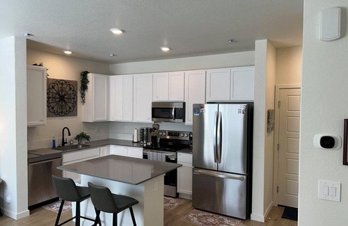 Johnstown House | Charming 2-bedroom townhome with WiFi, Smart Tv's in peaceful Johnstown