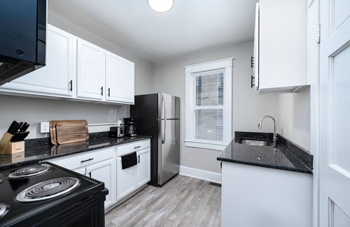 Hopewell House | Charming 2-Bedroom Townhome Near The Water, in Wonderful Hopewell