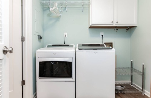 Manteno House | Charming 2-bedroom townhome in delightful Manteo.