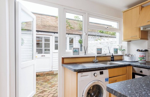 Lewes House | Charming 2 bedroom Townhouse located in Lewes