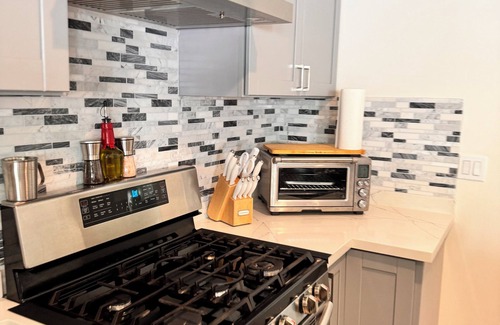 Granada Hills South House | Charming 2-bedroom house in Granada Hill- Los Angeles