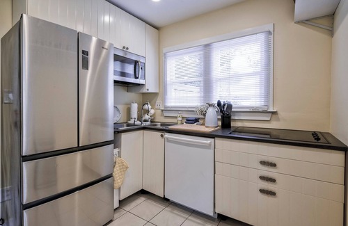 Ocean Bay Park House | Charming 2-Bedroom Beach Cottage in Ocean Bay Park