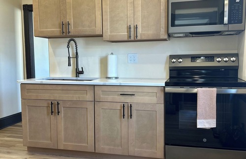 Phoenixville House | Charming 2-bedroom house Phoenixville