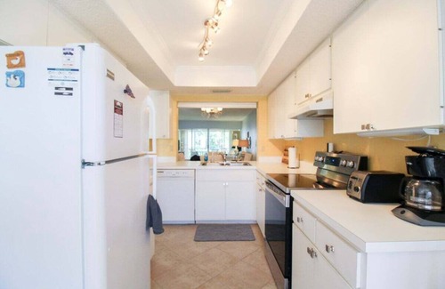 The Meadows Condo | Charming 2 BR/2BA condo in The Meadows community - Off the Beachin' Path