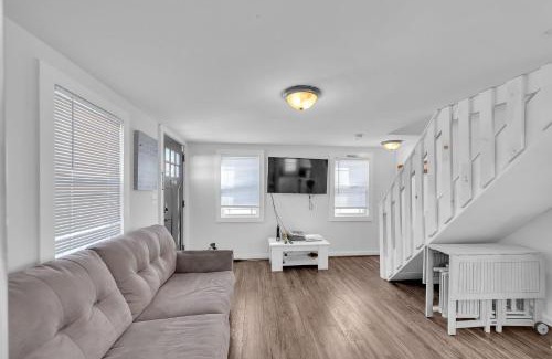 Seaside Heights House | Charming 2-BR Home, 4 Blocks to the Boardwalk home
