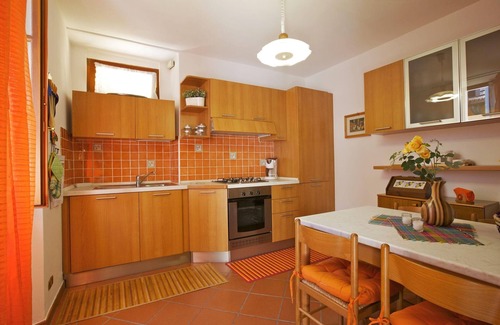 Cannobio House | Charming 2½-room house with an idyllic garden in the old town of Cannobio