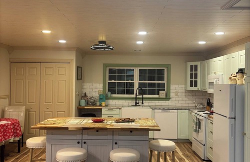 Renovo House | Charming 2bd 2bth house with AC, Wi-Fi in enchanting Renovo, Pa.