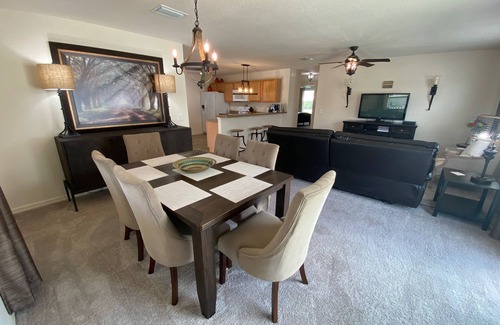 Dunedin House | Charming 2BR/2BA Rental in The Villages: Relax in Style in Dunedin