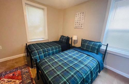 Elkins Park Apartment | Charming 2br Cottage House In Elkins Park