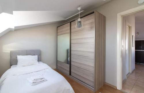 Maltepe Apartment | Charming 2BR Panoramic Views Penthouse in Maltepe