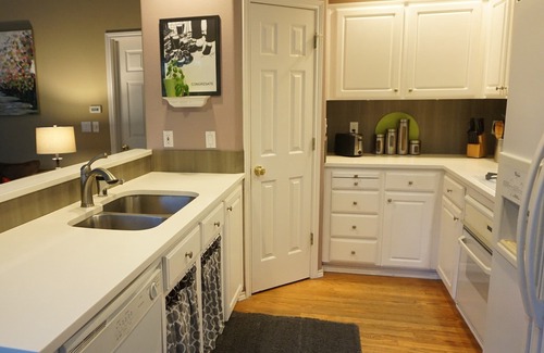 Multnomah Village House | Charming 3 bed, 2 bath SW Portland home in the heart of quaint Multnomah Village