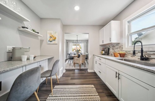 Mayfield Heights House | Charming 3 bedroom, 2.5 bath home
